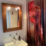 Trash De Luxe Apartment *