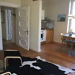 Trash De Luxe *
